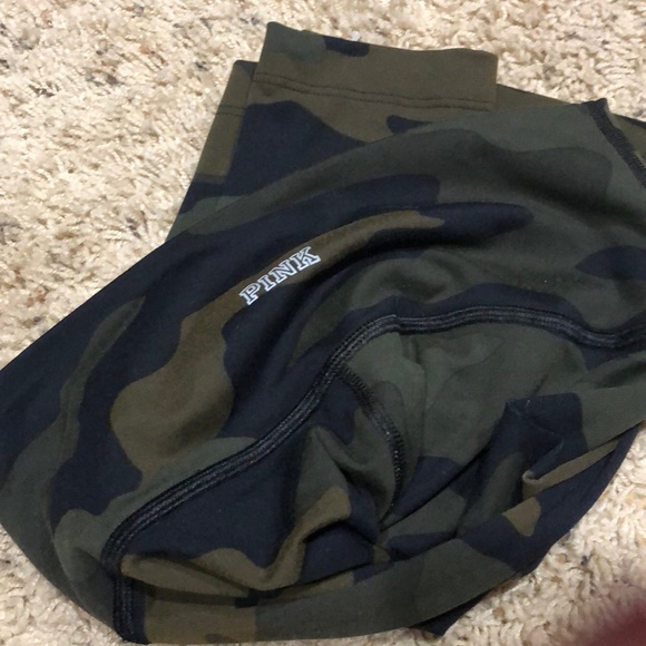 PINK Camo Ultimate Legging - Picture 2 of 4